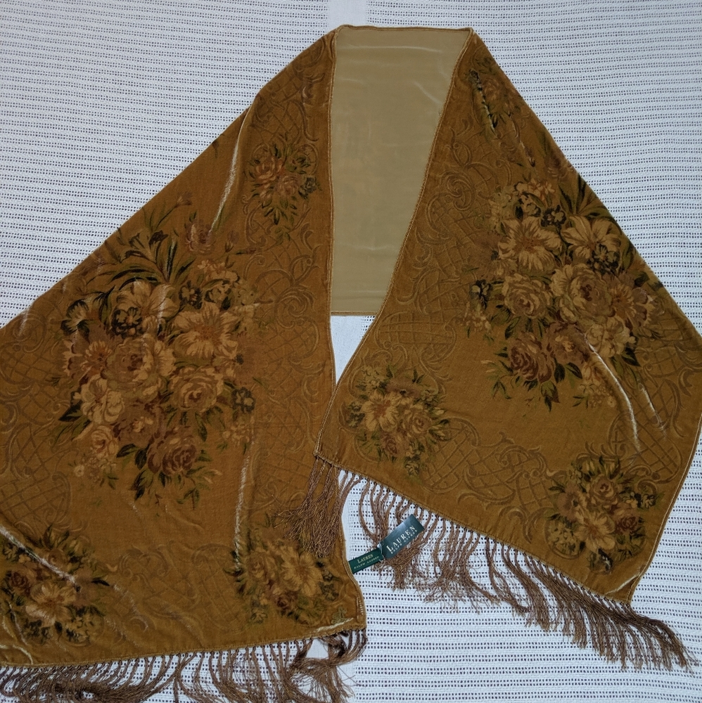 LAUREN Ralph Lauren Beige Vintage Style Wrap/Scarf with Tassels